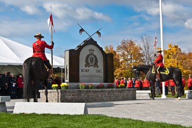 3. RCMP/CSIS:
Two of Canada’s respected federal security forces, the Royal Canadian Mounted Police (est. 1873 as the North West Mounted Police) and the Canadian Security Intelligence Service (est. 1984), have established their own national memorial cemeteries on the hallowed grounds of Beechwood Cemetery. Teams from both the RCMP and CSIS worked diligently with the Beechwood Cemetery Foundation, and with their own partner organizations — the RCMP Veterans’ Association, and the Pillar Society — to create a fitting national memorial appreciation for the dedicated service given to Canada by their deceased members and employees.