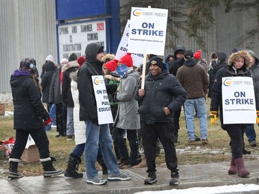 Teachers and education workers on the picket line at John McCraw Secondary School in Ottawa Wednesday Dec 4, 2019. Classes are cancelled for about 116,000 elementary and secondary students in Ottawa Wednesday as high school teachers and education support staff stage a one-day strike.