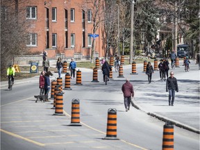 The beautiful spring weather had people out enjoying the Queen Elizabeth Driveway on the weekend.