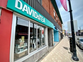 A notice of termination of lease was posted to a DavidsTea location on Bank Street in the Glebe.