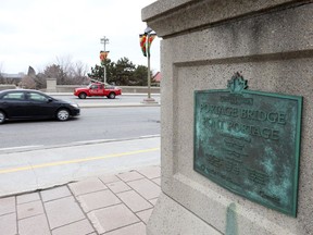 Portage bridge between Ottawa and Gatineau,