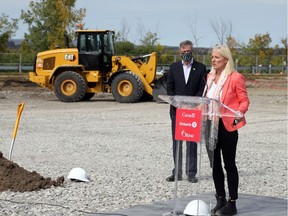 OTTAWA- September 25, 2020 -- Jim Watson and Catherine McKenna announced a milestone event in the construction of the Stage 2 Confederation Line West Extension.