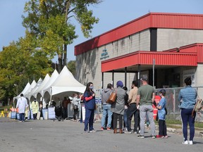 Lineups at the COVID-19 testing centre at Brewer assessment centre on Friday, Sept 25.