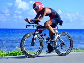 Sindy Hooper competing at the International Triathlon Union Olympic Distance World Championship in Cozumel, Mexico in 2016.