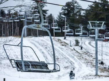 Mount Pakenham, an Eastern Ontario ski hill, shows no activity on Monday due to the province-wide lockdown in Ontario.