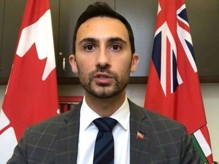  Ontario Education Minister Stephen Lecce has given no indication that Ontario students will not head back to in-person classes as planned later in January.