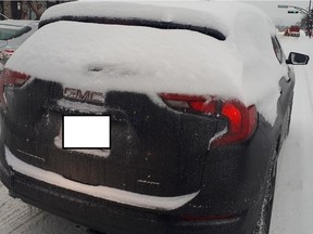 Gatineau Police handed out a ticket after a driver failed to dust off the snow from this vehicle.