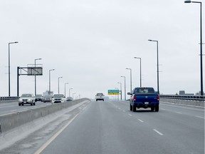 Ottawa police will question Ontario-bound travellers on interprovincial bridges such as the Macdonald-Cartier while Gatineau police are expected to screen those bound for Quebec.