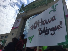 Hundreds of youths rallied at Ottawa City Hall on May 31, 2017 calling for the city to adopt official bilingualism.