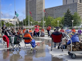 A Sacred Fire to honour Indigenous children at Ottawa City Hall for Indigenous healing, for people to come together or to approach alone, to pray, to reflect, to make offerings and to connect with each other.