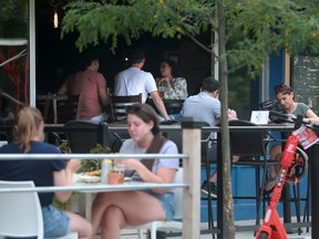 Restaurant diners on Elgin Street.