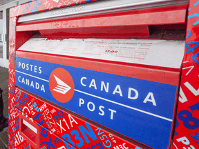 Mail ballots. Elections Canada.