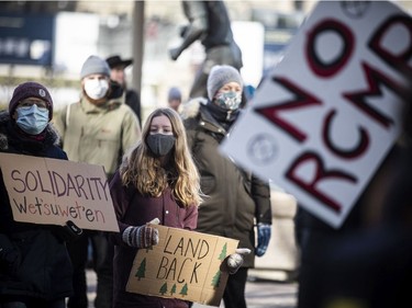 OTTAWA -- A rally in support of the A rally was held Sunday on Wellington Street in support of the Wet'suwet'en people and their opposition to the Coastal GasLink pipeline as well as the RCMP's arrest of land defenders in British Columbia last week.