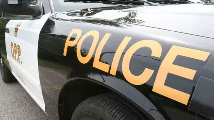 Man approaches two young girls in Carleton Place, OPP say