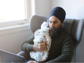 Above photo shows Jagmeet's social media post with the rocker's manufacturer tag removed.