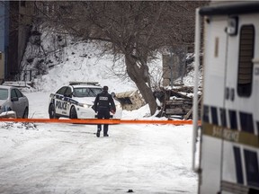 Police had the scene taped off after a body was found in Gatineau on Saturday evening.