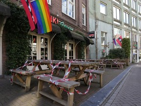 File photo/ A closed restaurant terrace is seen as the Netherlands face the prospect of extended lockdown amidst rising infections, Amsterdam, Netherlands, April 13, 2021.
