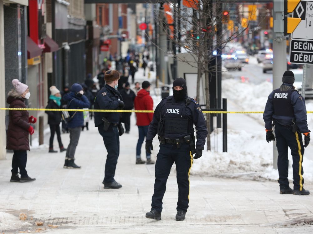 Police say Ottawa man, 50, faces robbery, firearms charges in Rideau ...