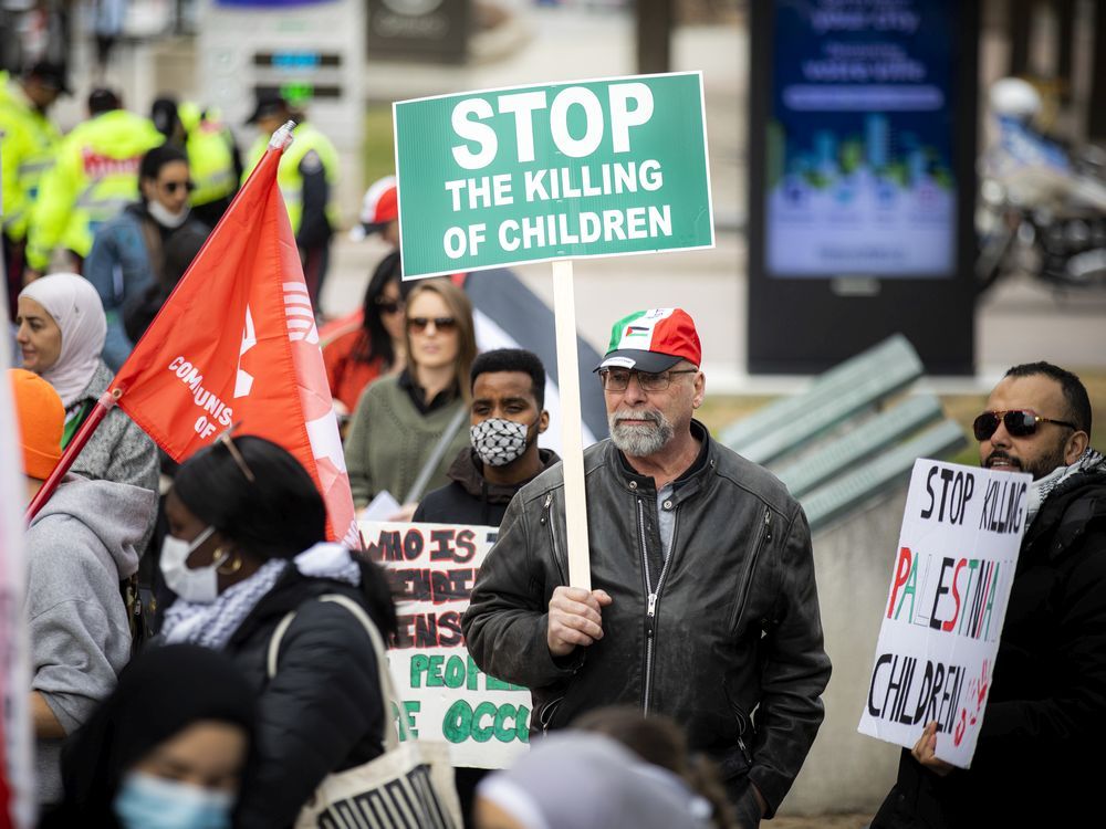 Pro-Palestine demonstrators protest Israeli attacks | Ottawa Citizen