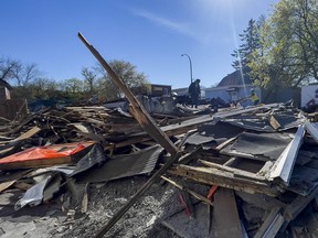 Dunrobin Distilleries demolished an 80 year old building at
1498 Stittsville Main to make way for a brand new state of the art distillery. Monday, May. 9, 2022.