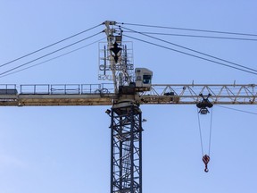 The work done by the crane and heavy equipment operators covered by the new agreement includes steel erection, foundation piling, general construction and surveying.