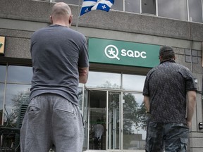 The SAQ and SQDC branches are closed this Friday for the Fête Nationale.
