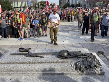 Canadian Forces veteran James Topp arrived at the National War Memorial early Thursday evening, completing a cross-country march to protest COVID-19 vaccine mandates. Thursday, Jun. 30, 2022.