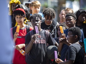 An unveiling of a mural made by and for the youth of Lowertown in solidarity with the Black Lives Matter movement took place Saturday, July 16, 2022, at the back side of the Rideau Street Loblaws. Youth enjoyed popsicles as the speeches took place before the unveiling took place.