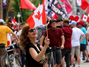 POKEMON GO IN OTTAWA ON CANADA DAY! - Raid Battles in the Capital of Canada  #Canada150 