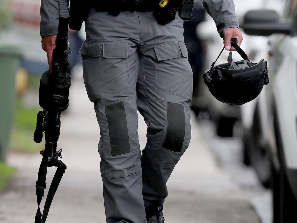 L’UES enquête sur l’utilisation par la police d’Ottawa d’une arme anti-émeute non létale contre un homme