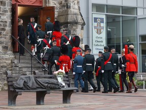 OTTAWA – Sept 19, 2022 – After 10 days of mourning, her Majesty Queen Elizabeth II, who died on Sept. 8, was laid to rest in London, England Sept. 19. The Government of Canada commemorated the historic day with a national ceremony in Ottawa featuring a military parade, a ceremony at Christ Church Cathedral and a 96-gun salute.