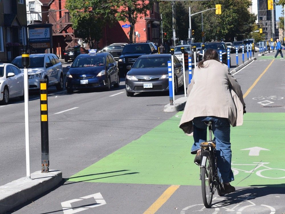 Ottawa committee endorses list of sidewalks and bike lanes Ottawa Citizen