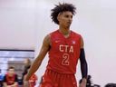 Stephane Okenge Ottawa, 19, yang bermain bola basket selama dua tahun di Akademi Topflight Kanada, menderita cedera tulang belakang yang serius dalam kecelakaan mobil di Nebraska pada 23 Oktober. Keluarganya mengumpulkan uang untuk membawanya kembali ke Ottawa dan mempersiapkannya untuk hidup di kursi roda.