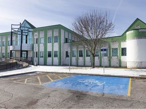 A photo shows the “neutral zone” at the Gatineau sector police station at 590 Gréber Boulevard.