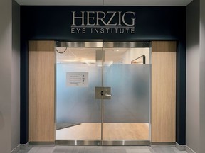 The Herzig Eye Institute in Ottawa says it has been awarded a licence by the province to perform an additional 5,000 cataract surgeries a year.