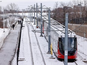 An LRT train sits idle between Lees and Hurdman stations on Jan. 10, 2023.
