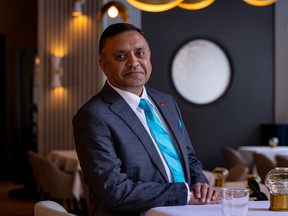 Devinder Chaudhary, propriétaire d'Aiana Restaurant Collective.  Mercredi 1er février 2023.
