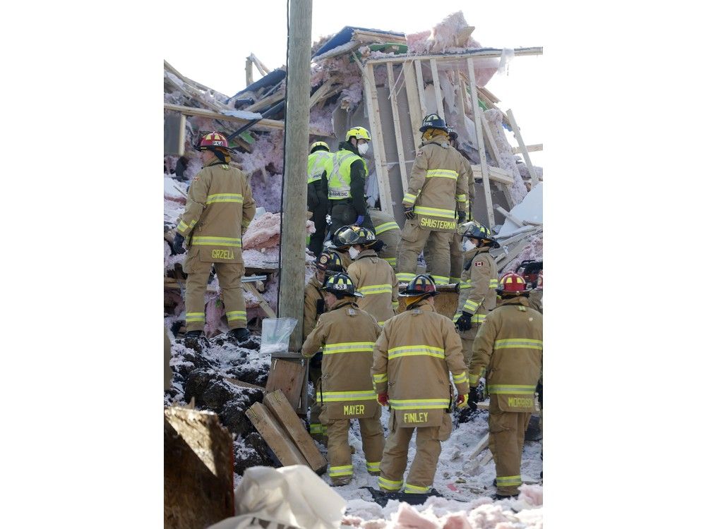 Photos: An Explosion Destroys Four Homes Under Construction In Orléans ...