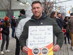 PSAC worker Kenny M. picketing on Elgin Street.