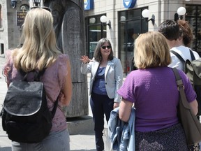 Stefanie Siska of C'est Bon Ottawa, leads a culinary tour