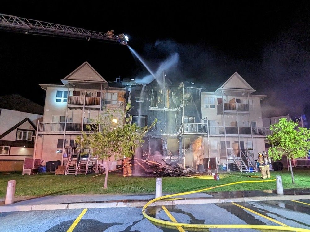 Orléans Apartment Fire Heavily Damaged In Overnight Fire | Ottawa Citizen