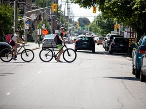 cyclists o'connor street centretown