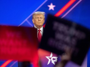 Trump and signs
