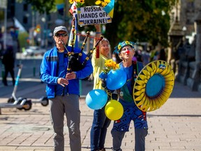 Ukraine supporters Parliament Hill