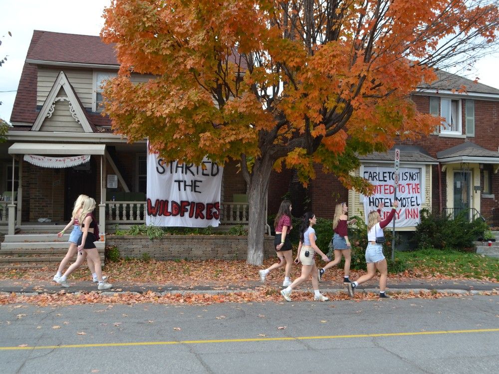 The University of Ottawa Gee-Gees won the annual Panda Game against the Carleton Ravens on Sunday afternoon, marking the team's fifth win in a row.