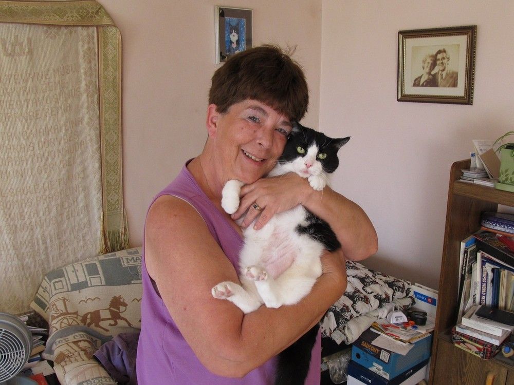 Donna Borusas passed away on Thursday, Nov. 9.