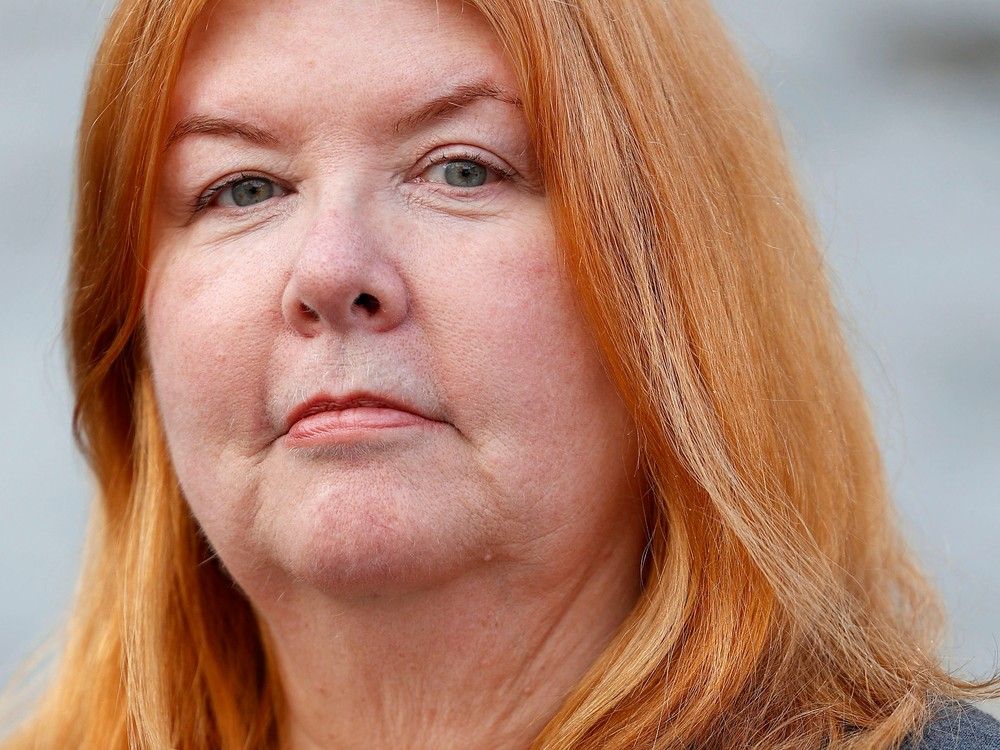 Federal union files human rights complaints over health insurance woes