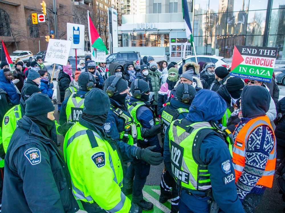 Photos: Week 15 For Pro-Palestinian Protests | Ottawa Citizen