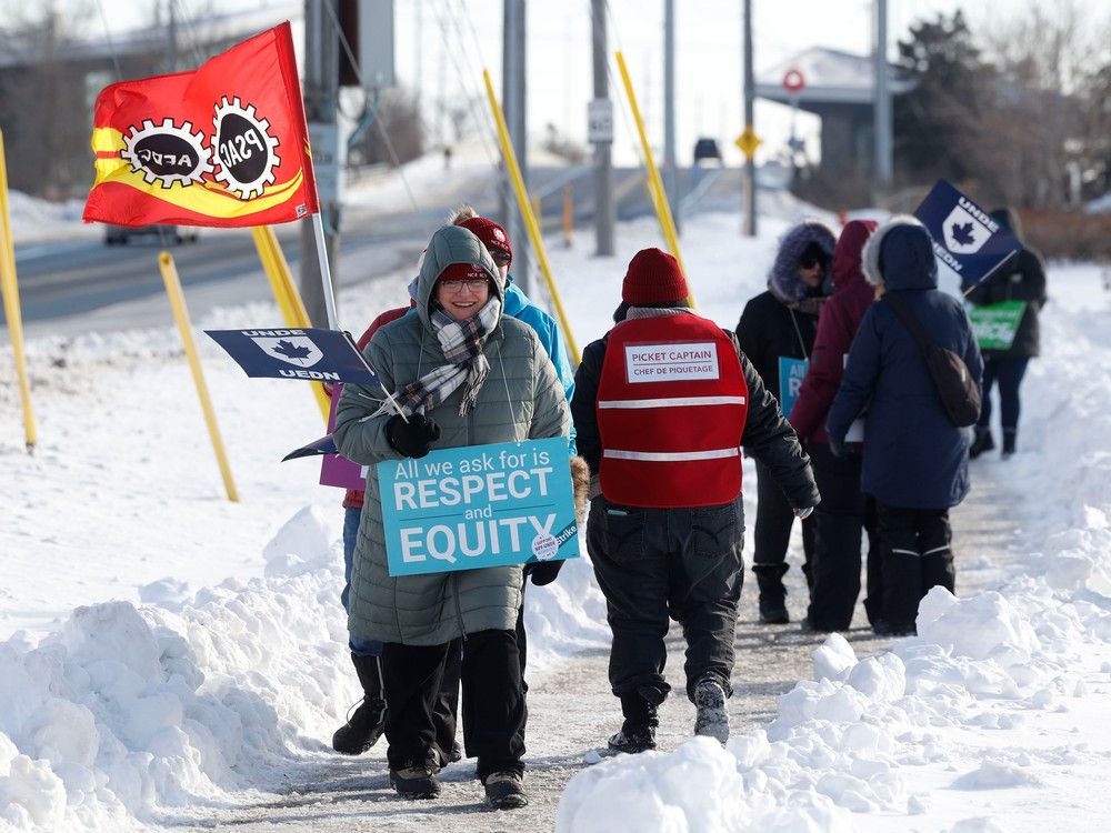 City of Edmonton workers ready to strike, as union calls latest offer  'insulting