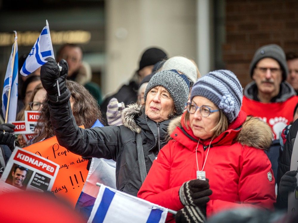 Ottawa vigil for Israel and Palestine rally end peacefully | Ottawa Citizen